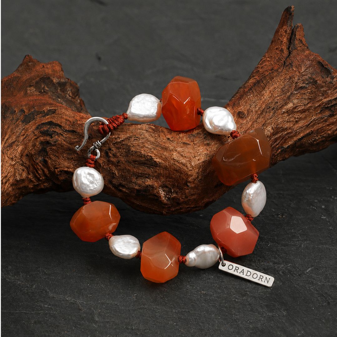 Ember Glow — Carnelian & Pearl Bracelet