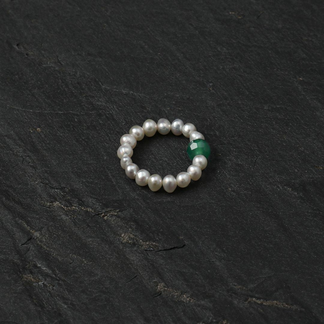 Petit Accent — Pearl & Gemstone Rings