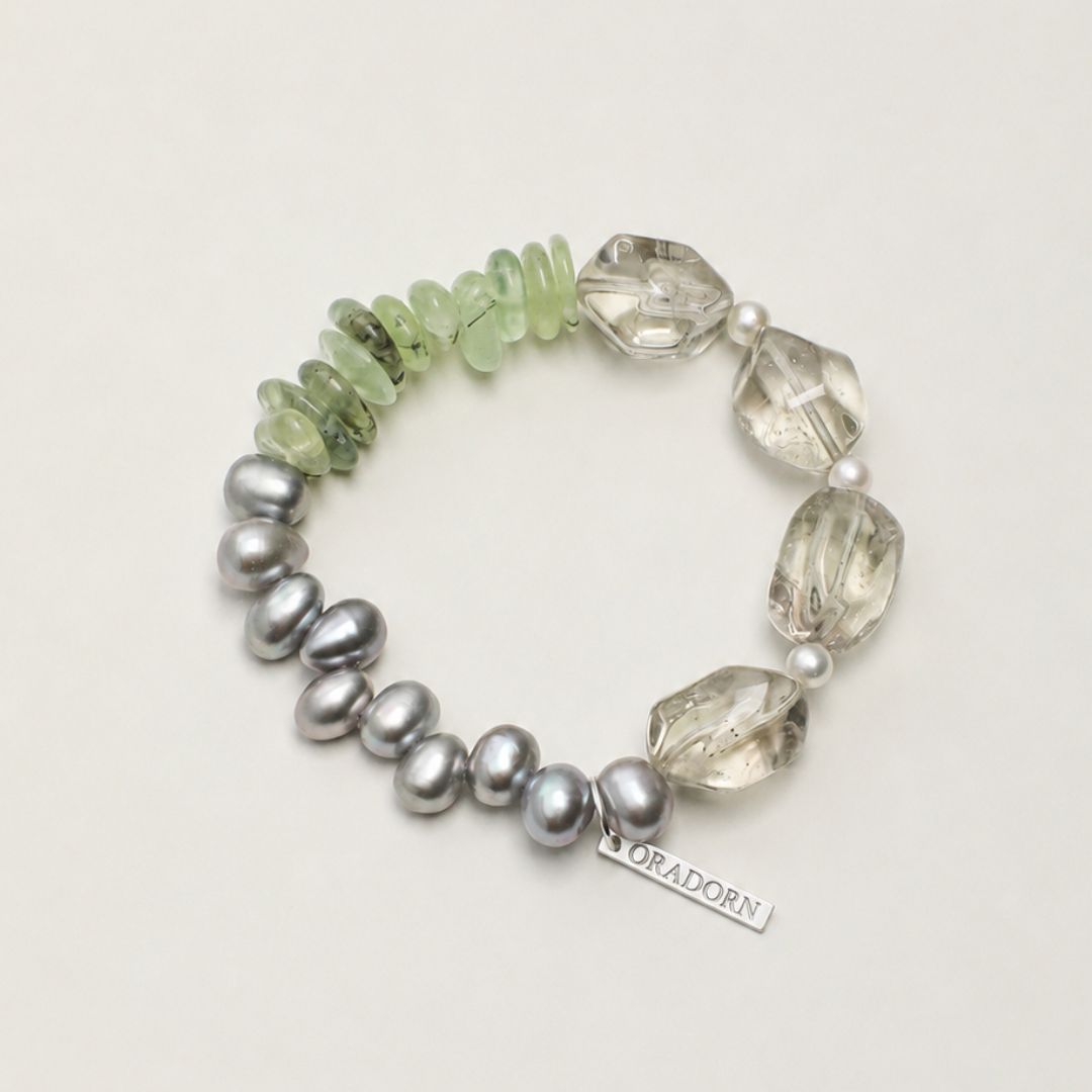 Sage Mist — Green Crystal & Grey Pearl Bracelet