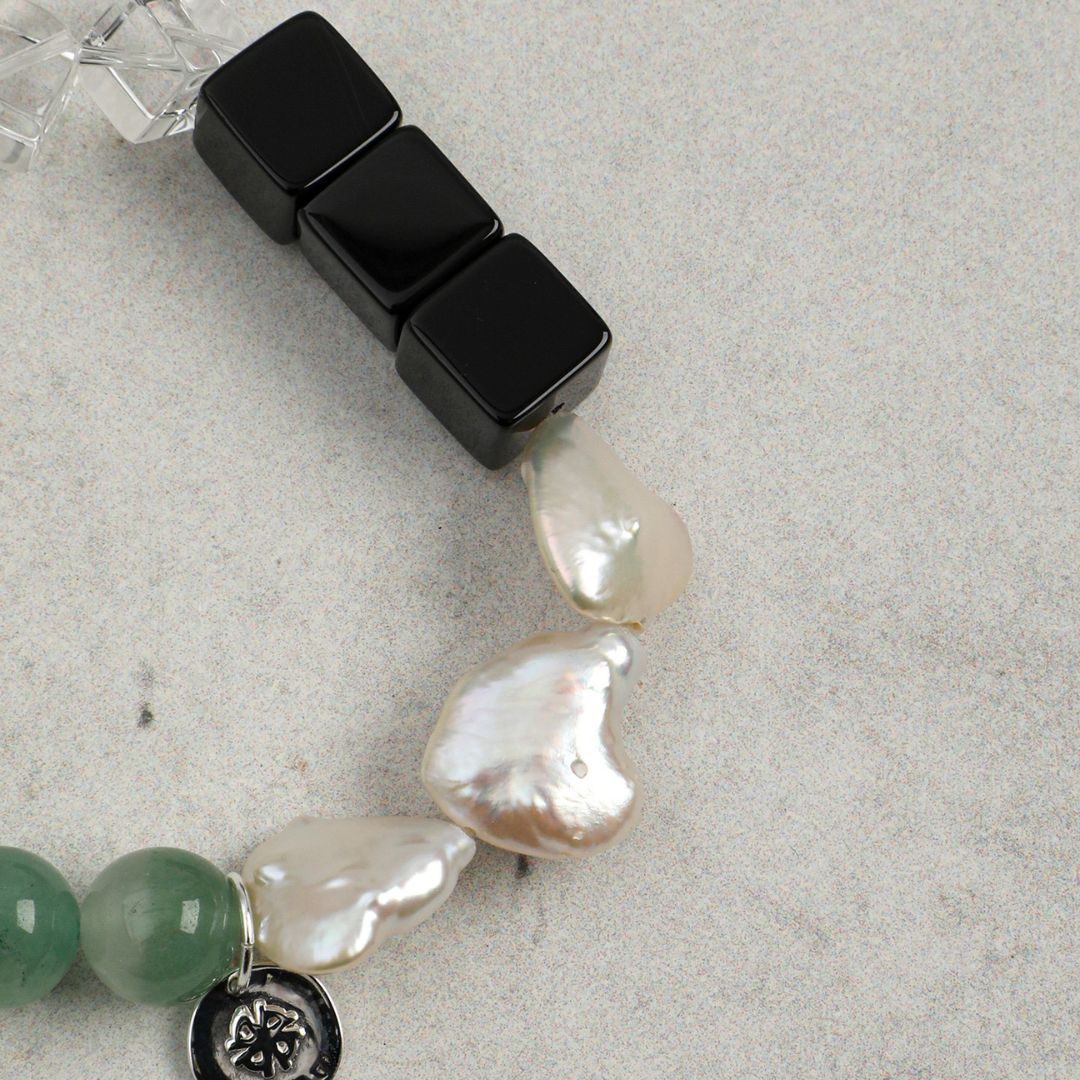 Verdant Divide — Aventurine, Black Agate & Pearl Bracelet