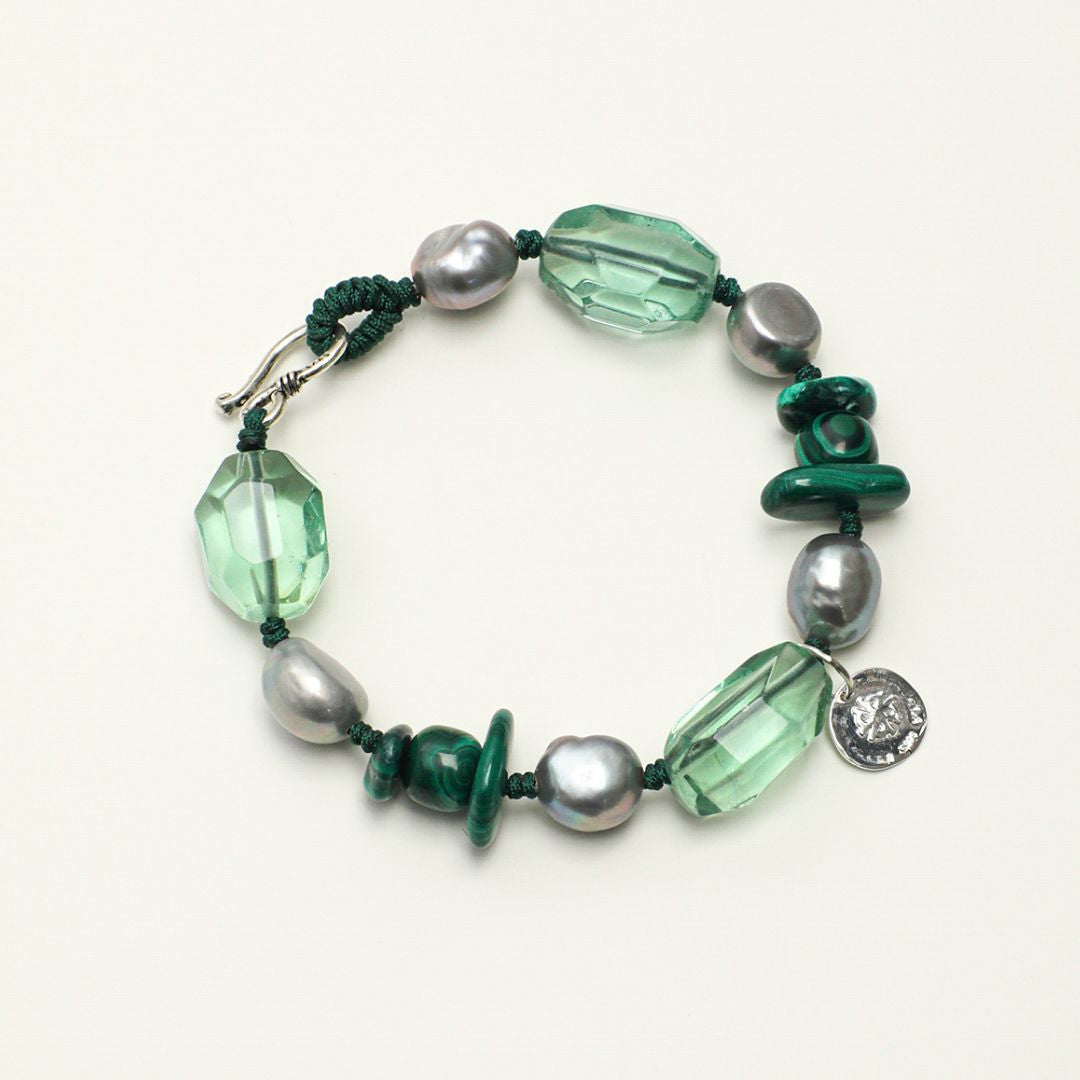 Verdant Mist — Green Quartz & Pearl Bracelet