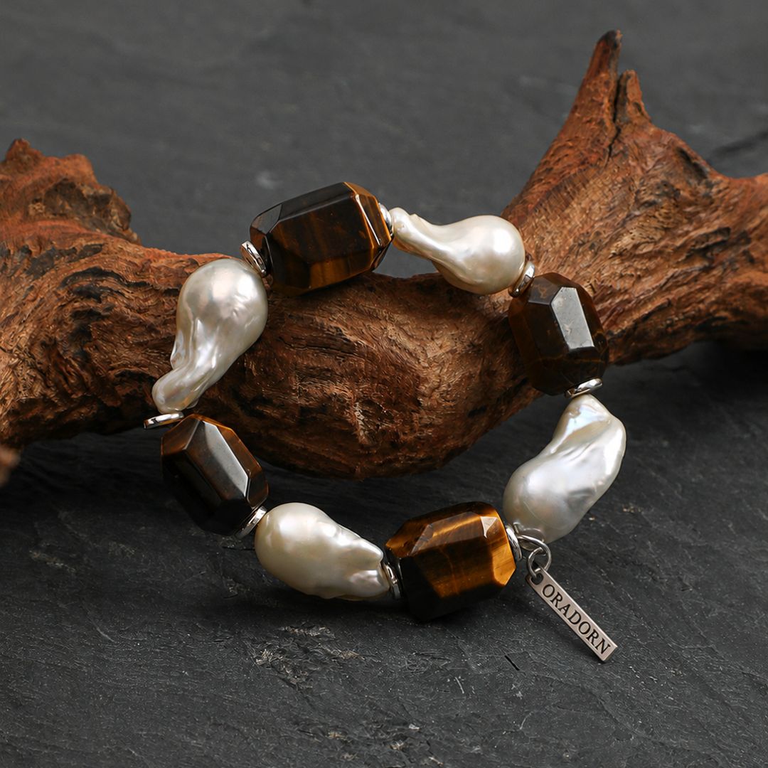 Amber Contrast — Tiger Eye & Baroque Pearl Bracelet