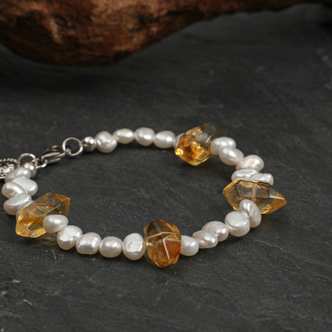 Amber Point — Citrine & Pearl Bracelet