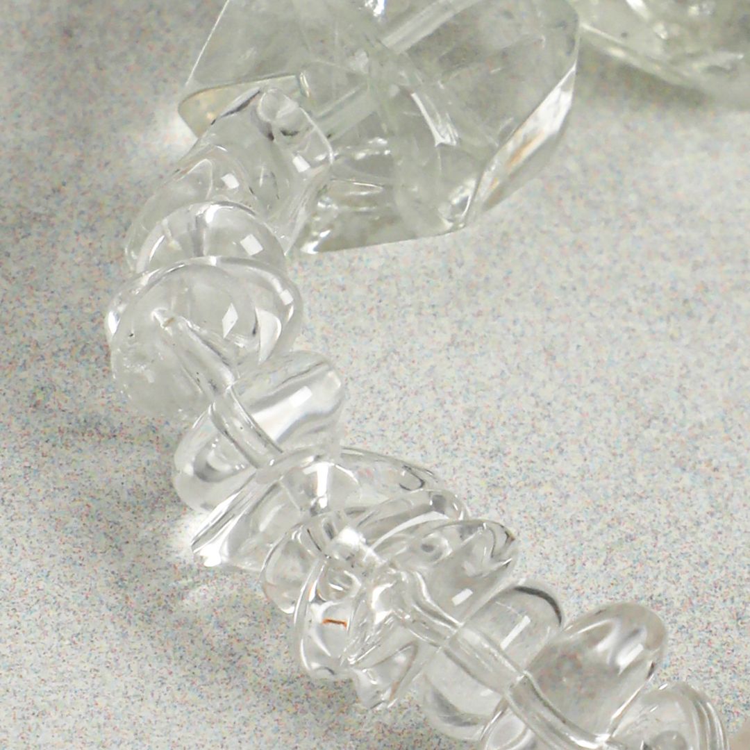Frosted Grove — Green Quartz, Crystal & Pearl Bracelet
