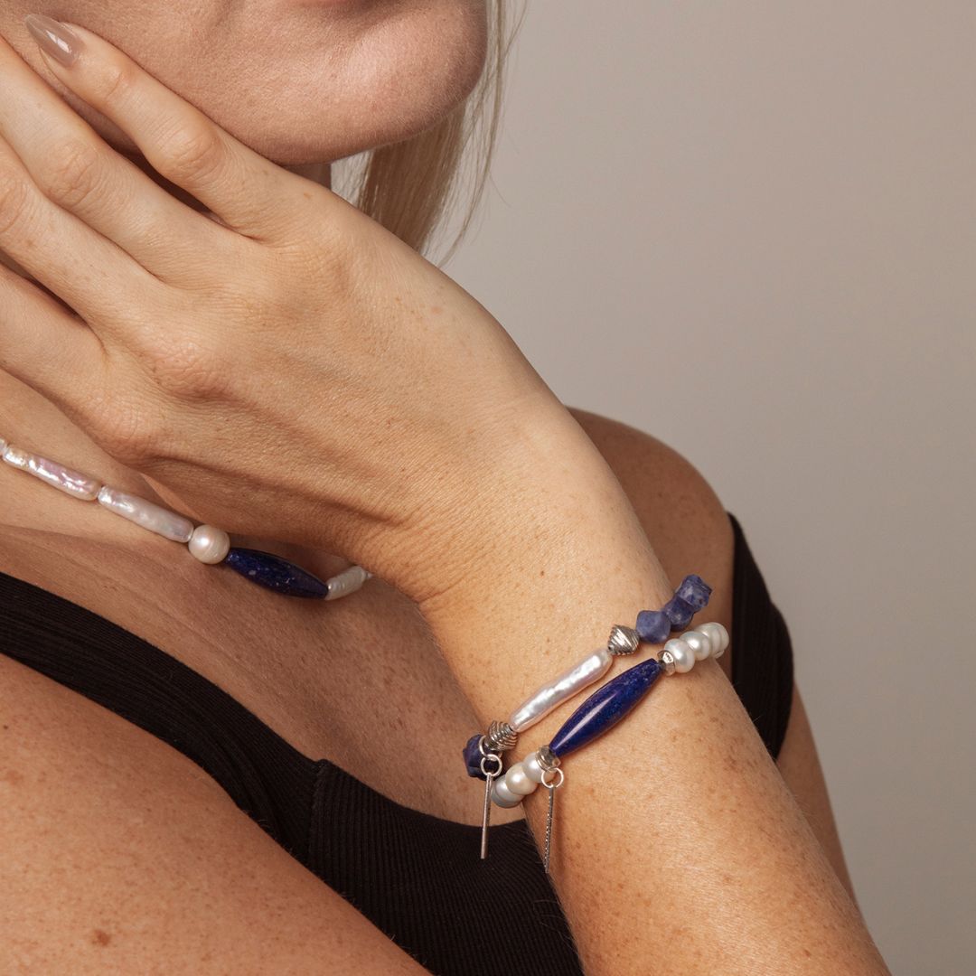 Midnight Relic — Lapis Lazuli & Freshwater Pearl Bracelet