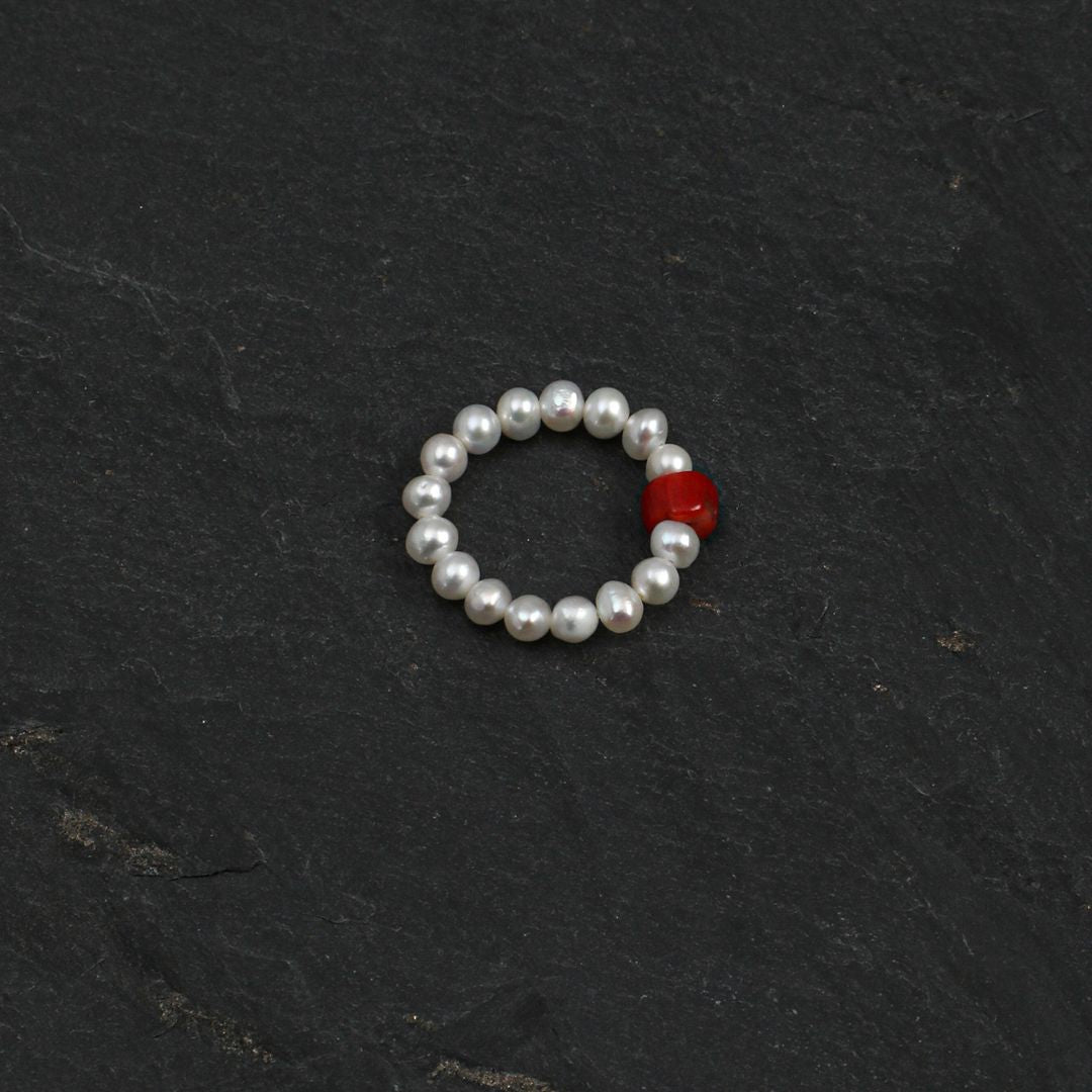 Petit Accent — Pearl & Gemstone Rings