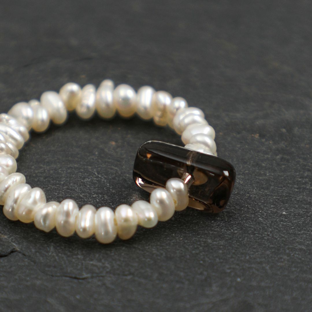 Petit Accent — Pearl & Gemstone Rings