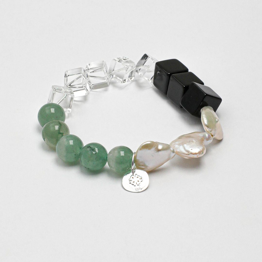 Verdant Divide — Aventurine, Black Agate & Pearl Bracelet