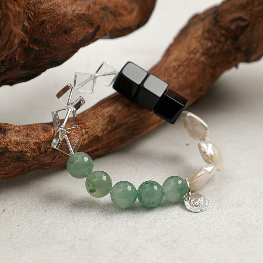 Verdant Divide — Aventurine, Black Agate & Pearl Bracelet