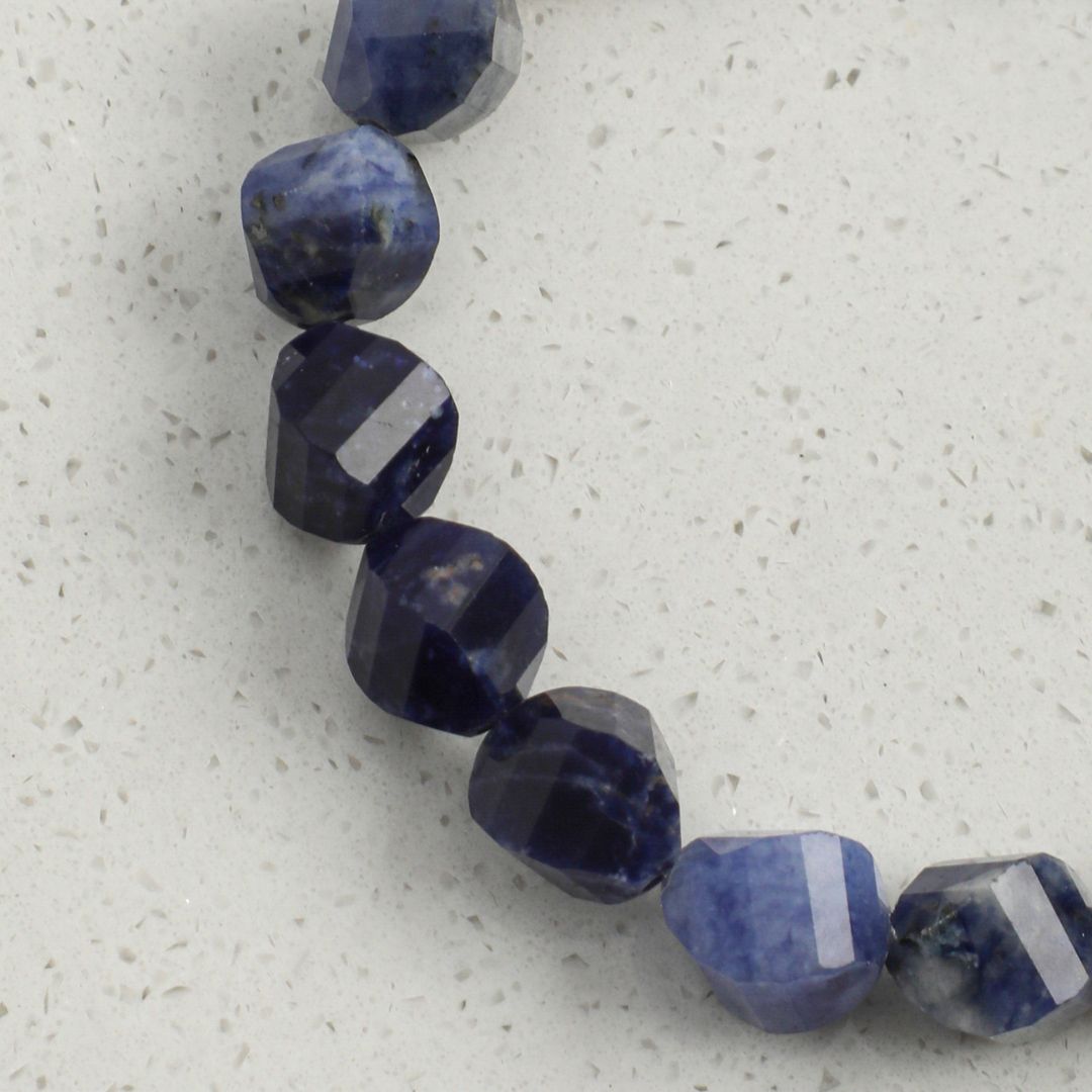 Verdant Divide — Malachite & Sodalite Bracelet