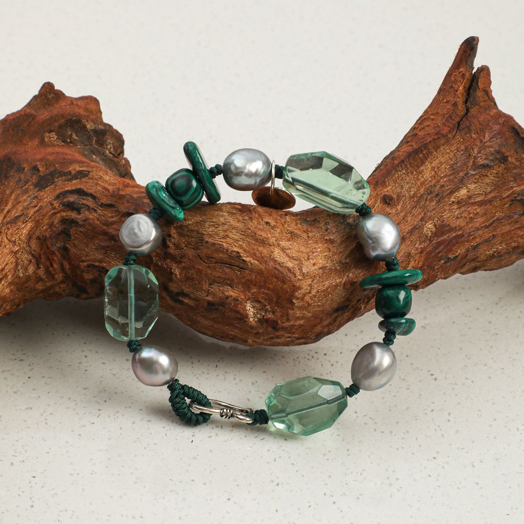 Verdant Mist — Green Quartz & Pearl Bracelet
