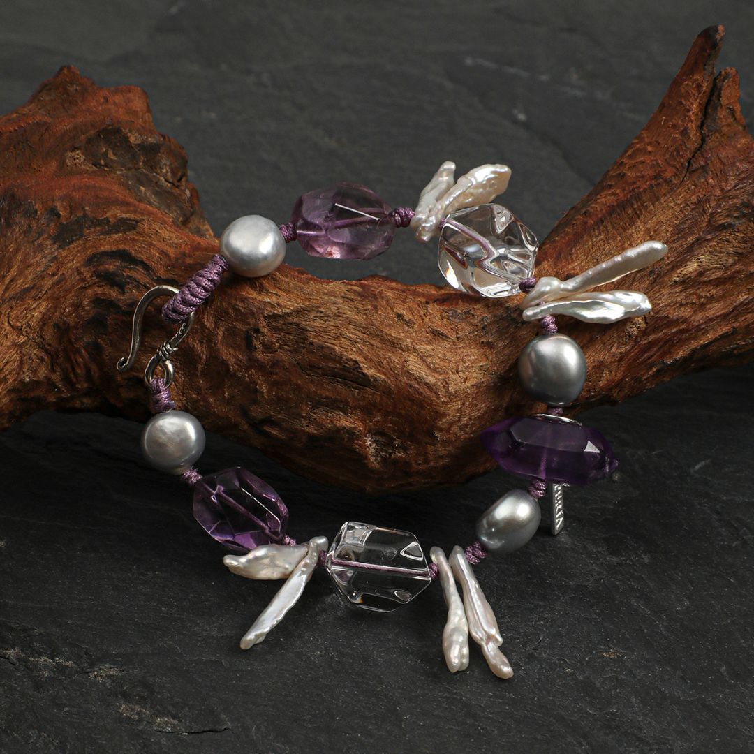 Violet Current — Amethyst, Clear Quartz & Pearl Bracelet